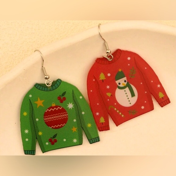 Jewelry - Sweater earrings
